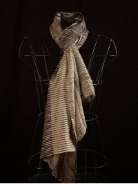 Comb Print Stole